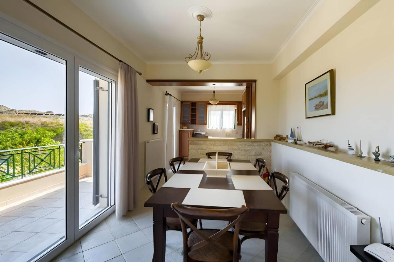 A Casa D'Irene Apartment Mantzavinata Exterior photo