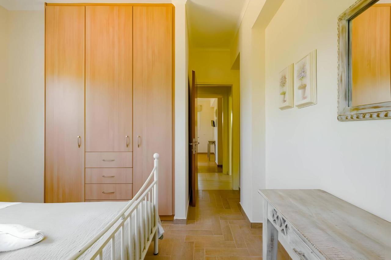 A Casa D'Irene Apartment Mantzavinata Exterior photo