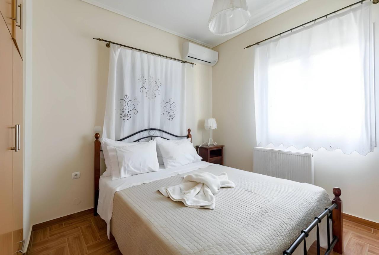 A Casa D'Irene Apartment Mantzavinata Exterior photo